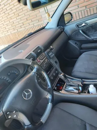 Mercedes-Benz Clase C 2002