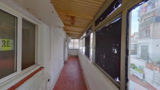 Piso en venta en Fondo en Santa Coloma de Gramanet