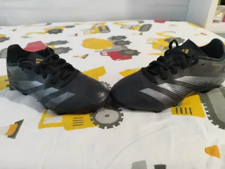 Botas de fútbol Adidas Predator niño talla 34