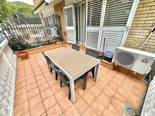 Casa pareada en venta en Singuerlín - Can Franquesa - Les Oliveres en Santa Coloma de Gramanet