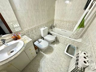 Casa pareada en venta en Singuerlín - Can Franquesa - Les Oliveres en Santa Coloma de Gramanet