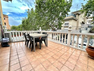 Casa pareada en venta en Singuerlín - Can Franquesa - Les Oliveres en Santa Coloma de Gramanet