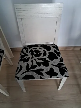 Pack 4 Sillas Tapizadas Flores