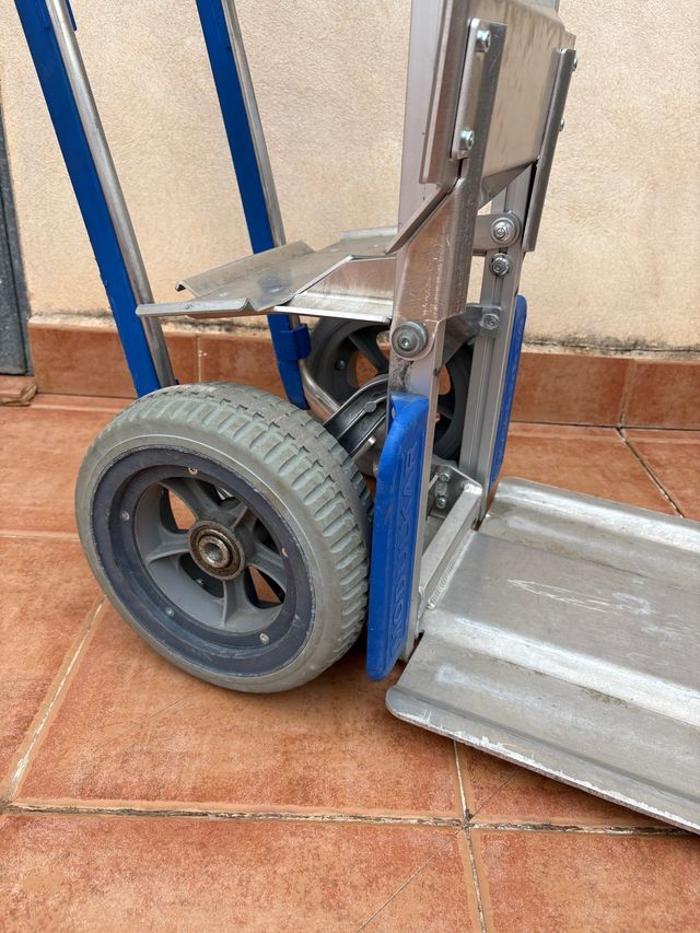 Carretilla de carga multi-nivel