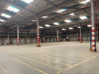 Nave industrial en alquiler en Guardia Civil - Zona industrial en Valdemoro
