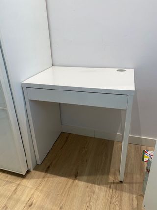 Escritorio Blanco Ikea nuevo impoluto con cajon