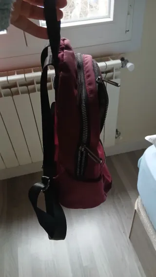 Mochila tela impermeable roja