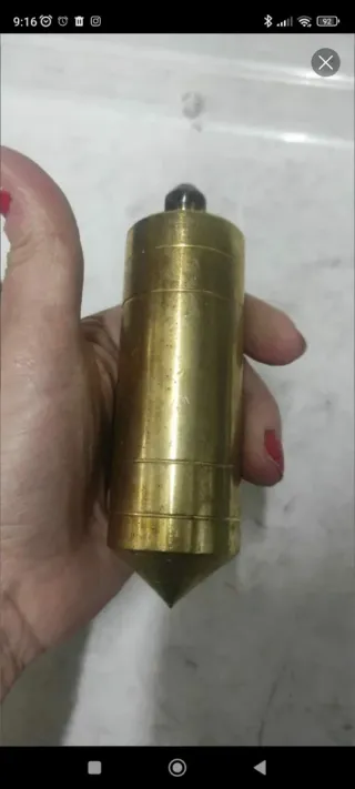 Plomada con imán de 800gr