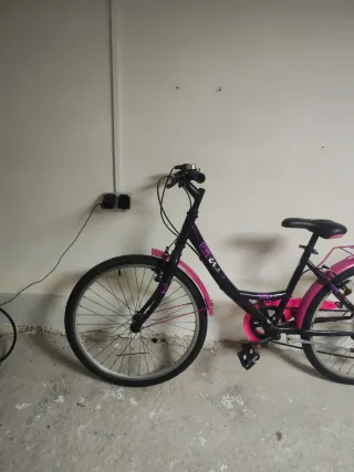 Bicicleta niña 24 negra y rosa