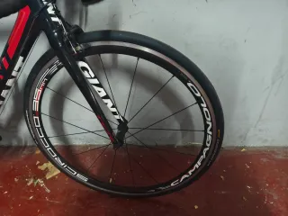 Bicicleta Giant TCR + Rodillo Bkool