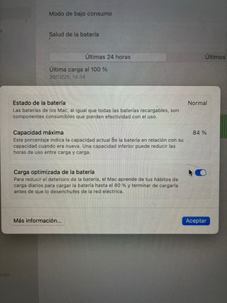 Macbook Air 2021 Plata, muy cuidado