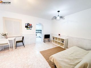 Piso en venta en Carolinas Bajas en Alicante