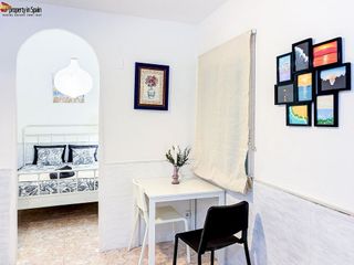 Piso en venta en Carolinas Bajas en Alicante