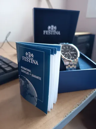 Reloj Festina F37 Negro y Plateado