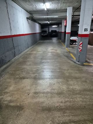 Garaje en venta en Can Serra en Hospitalet de Llobregat, L´