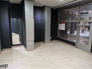 Local comercial en alquiler en Avda de Madrid - Pº de la Estación en Jaén