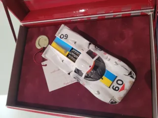 2 Coches Fly: Porsche 917K y Lola T70