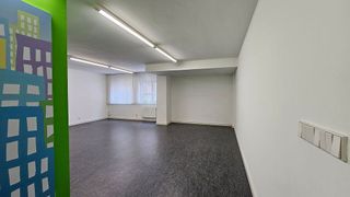 Oficina en alquiler en Someso - Matogrande en Coruña (A)