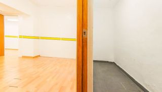 Local comercial en alquiler en Ensanche en Pamplona