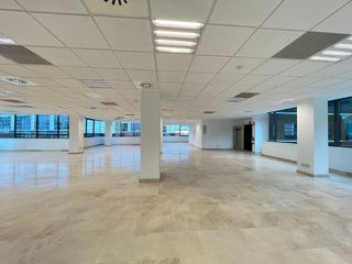 Oficina en alquiler en Zona Industrial en Alcobendas