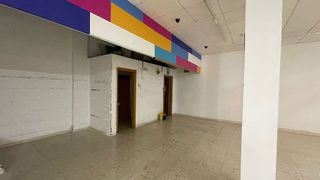 Local comercial en alquiler en Ensanche - Diputación en Alicante