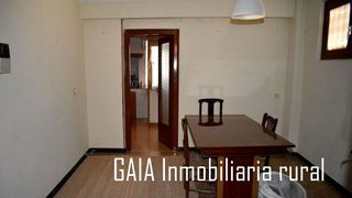 Chalet en venta en Caspe