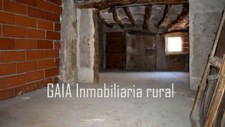 Chalet en venta en Caspe