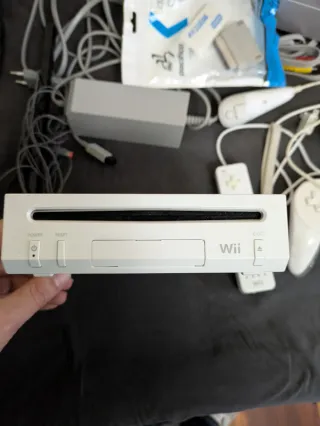 Consola Nintendo Wii Blanca + Accesorios
