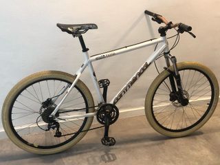 Bicicleta Mtb Commencal Rodado 26 Aluminio 21 vel