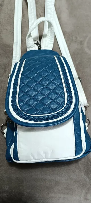 Bolso Mochila Azul y Blanco