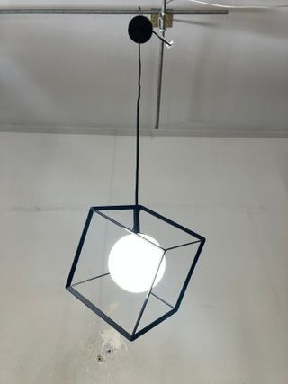 Lampadario cubo nero con vetro