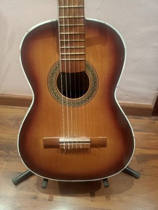 Guitarra Clásica Marrón