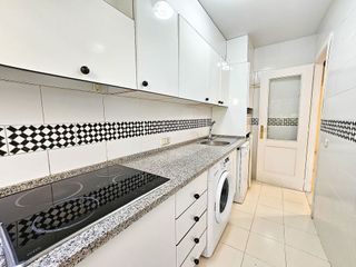 Piso en venta en La Buhaira en Sevilla