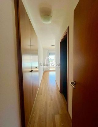 Piso en venta en Barri dels Escriptors en Salt