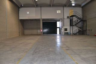 Nave industrial en alquiler en Cervelló