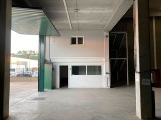 Nave industrial en alquiler en Cervelló