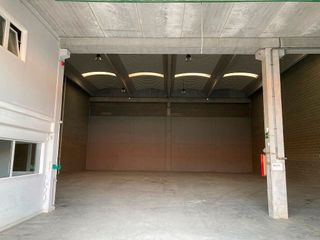 Nave industrial en alquiler en Cervelló