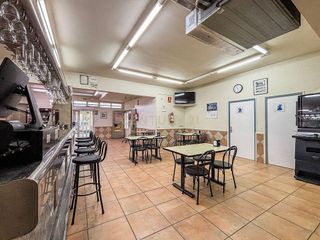 Local comercial en venta en Parets del Vallès