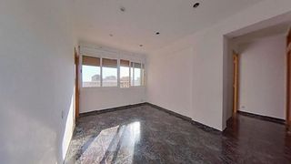 Piso en venta en Sant Ildefons en Cornellà de Llobregat