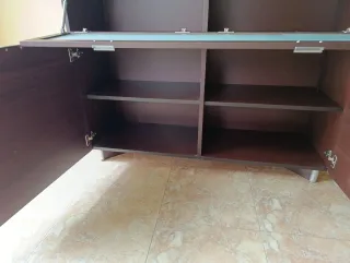 Mueble bar/salón madera y cristal