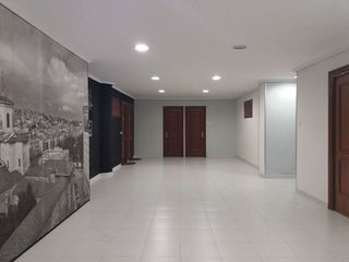 Oficina en alquiler en Centro - Ayuntamiento en Santander
