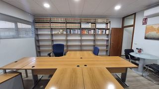 Oficina en alquiler en Santa Cruz - Industria - Polígono Campollano en Albacete