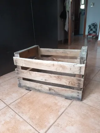 Caja de madera rústica