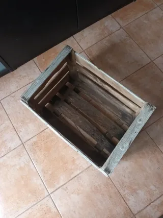 Caja de madera rústica