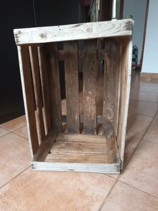 Caja de madera rústica