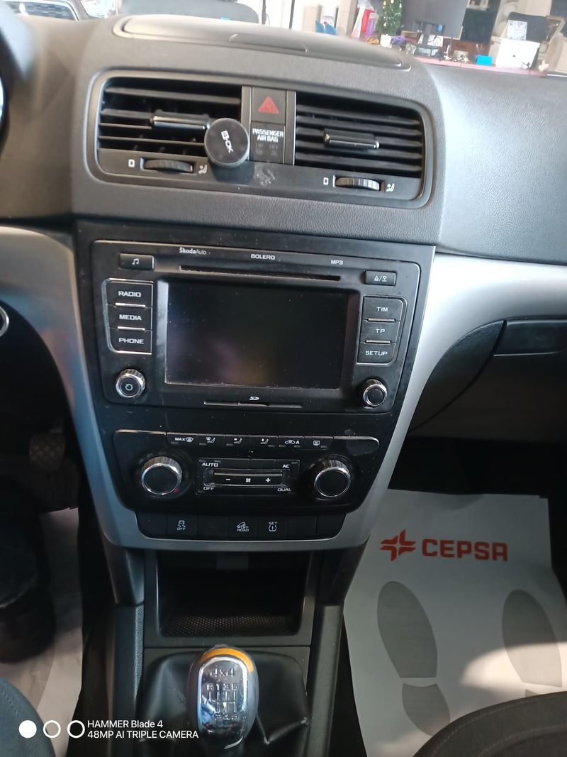 Škoda Yeti 2.0 TDI CR Ambition 2010, foto 11