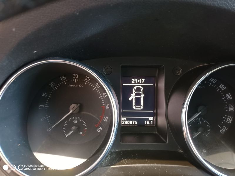 Škoda Yeti 2.0 TDI CR Ambition 2010, foto 12