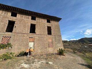Casa en venta en Pinares de San Antón en Málaga