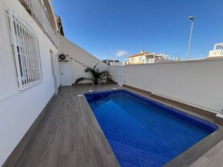 Chalet en venta en Playa de los Locos en Torrevieja