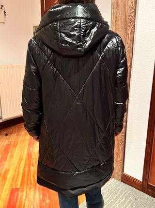 Abrigo negro, nuevo sin estrenar